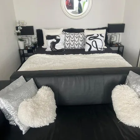 Apartment Executive Ac & Free Parking *