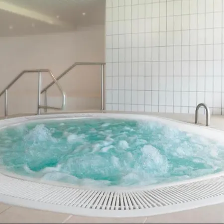 Executive Suite Ac & Free Parking