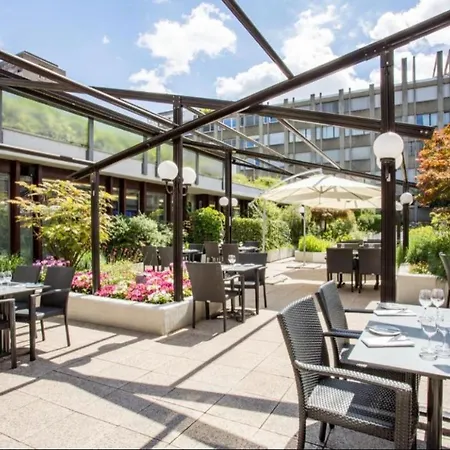 Executive Location & Fast Free Wi-fi & Ac & Parking *