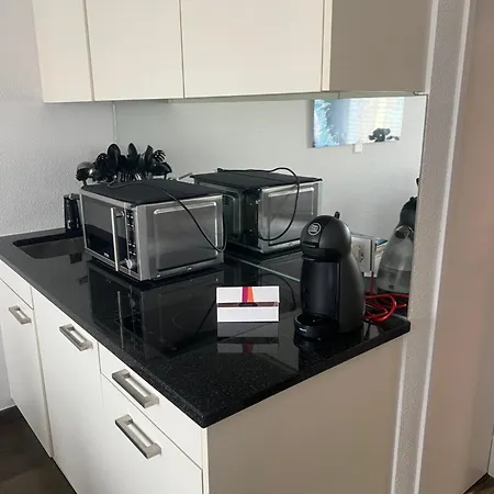 Executive Location & Fast Free Wi-fi & Ac & Parking *